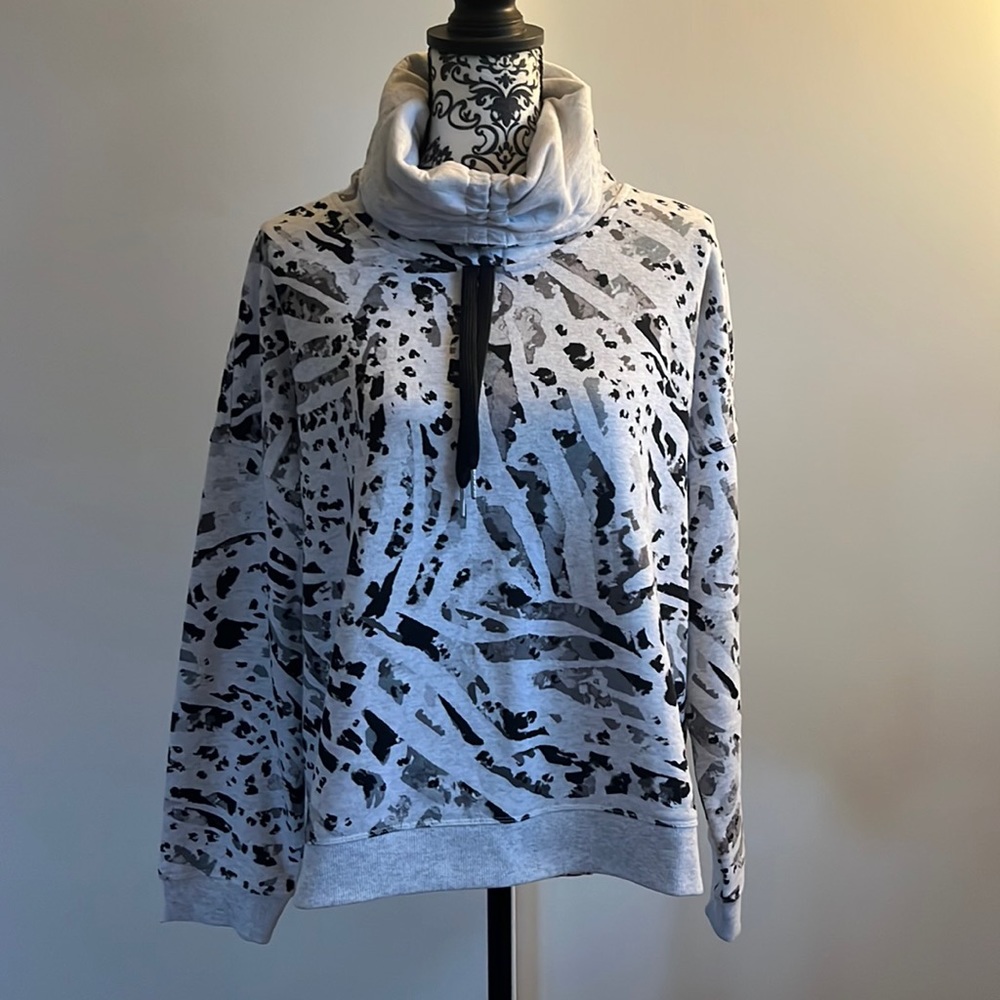 Calvin Klein sweatshirt